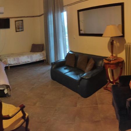 ארטמידה Near Airportand Metropolitan Penelopi Cozy Home מראה חיצוני תמונה